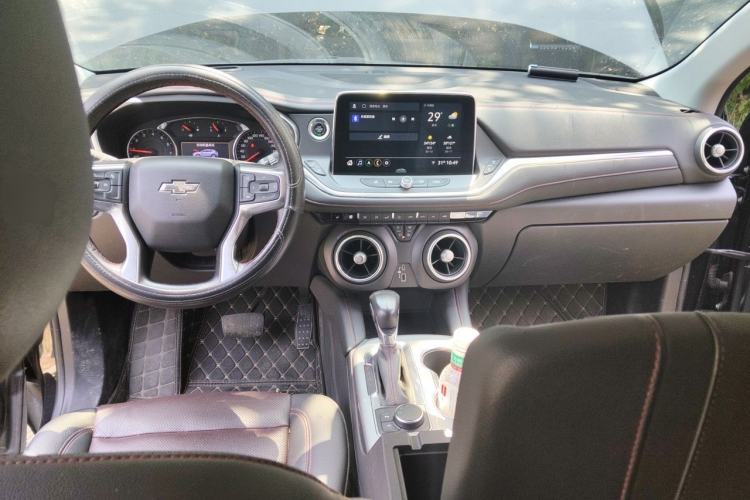 Used Chevrolet Blazer 2020 650T 7-Seater WEI Version Center Console
