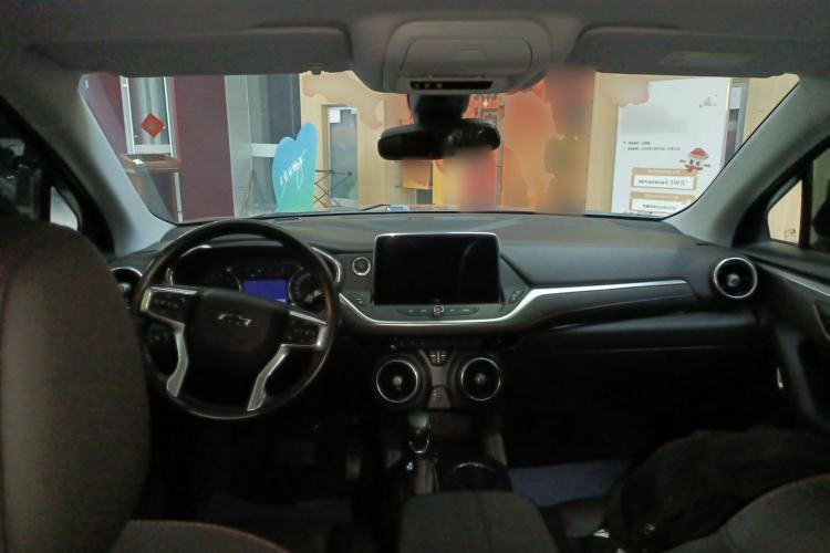 Used Chevrolet Blazer 2020 Redline 650T 7-Seater Ting Edition Center Console