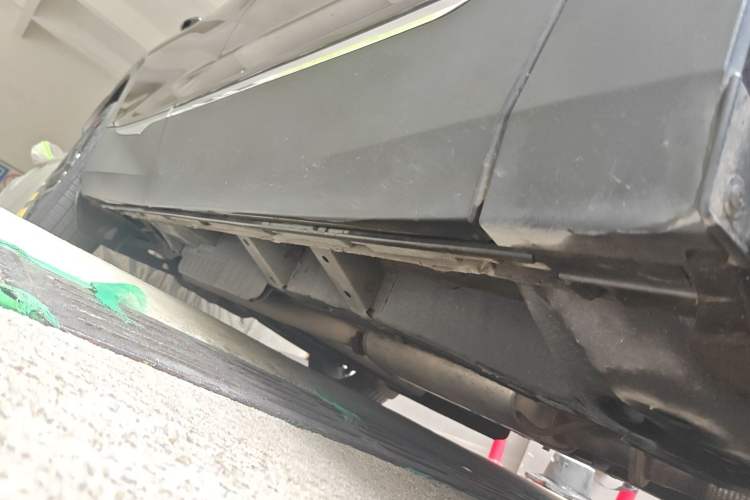 Used Chevrolet Blazer 2020 Redline 650T 7-Seater Ting Edition Chassis Front Right