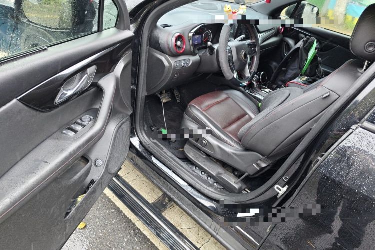Used Chevrolet Blazer 2020 RS 650T 4x4 7-Seater Hardcore Edition Driver Seat