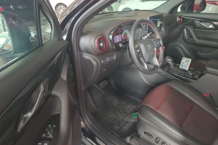 Used Chevrolet Blazer 2020 RS 650T 4x4 7-Seater Hardcore Edition Driver Seat