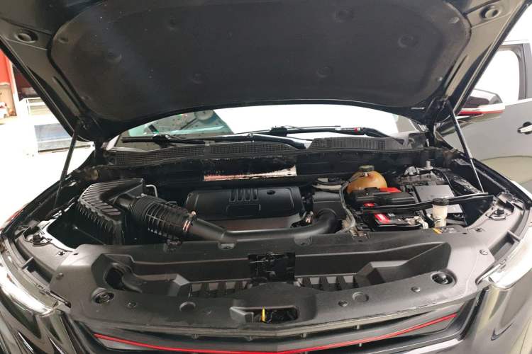 Used Chevrolet Blazer 2020 Redline 650T 7-Seater Ting Edition Engine Bay