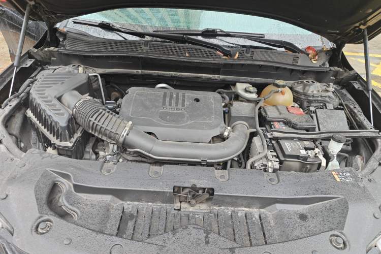 Used Chevrolet Blazer 2020 Redline 650T 7-Seater Ting Edition Engine Bay