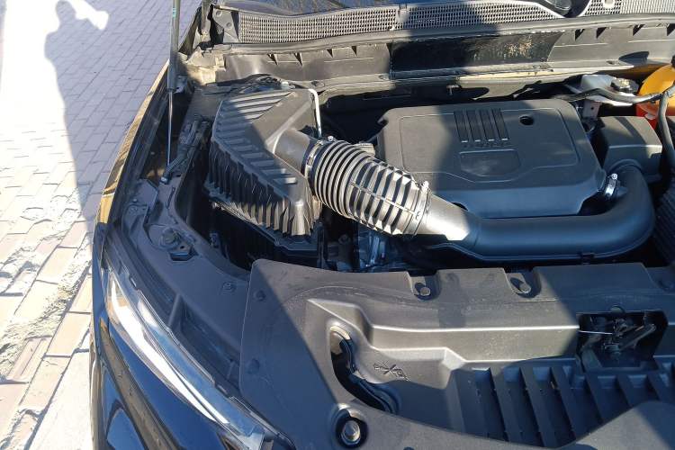 Used Chevrolet Blazer 2020 Redline 650T 5-Seater Model Engine Bay Right