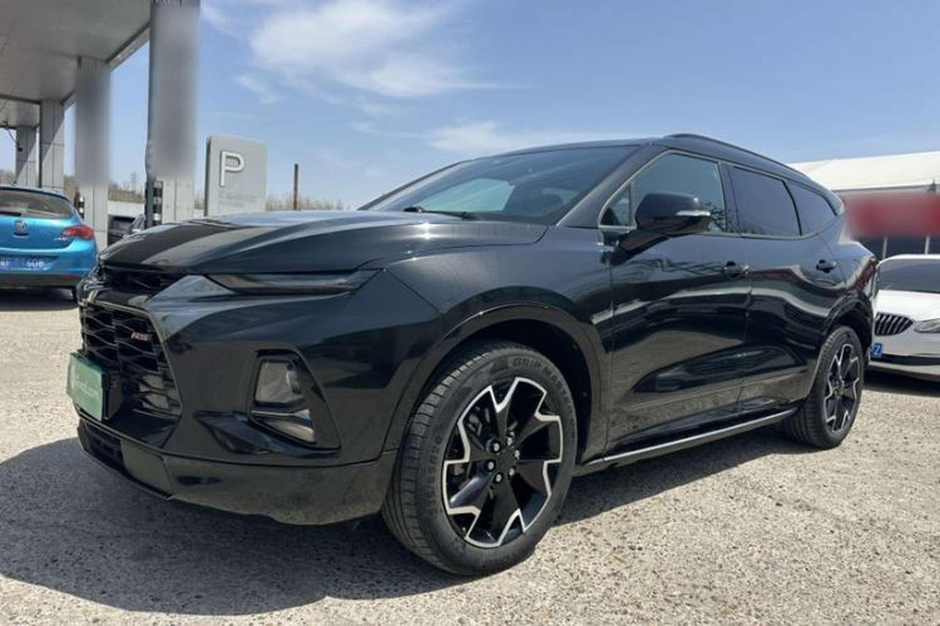 Used Chevrolet Blazer 2020 RS 650T 4x4 5-Seater Hardcore Edition Front Left 45 Deg
