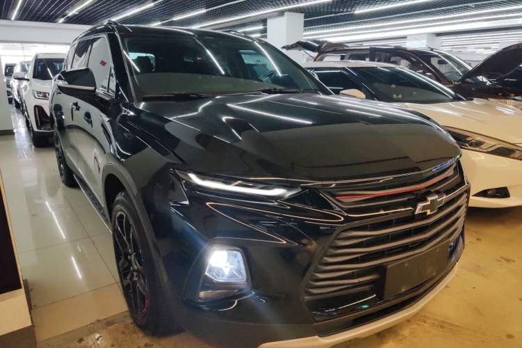 Used Chevrolet Blazer 2020 Redline 650T 7-Seater Ting Edition Front Right 45 Deg