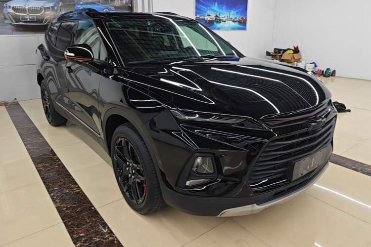 Used Chevrolet Blazer 2020 Redline 650T 7-Seater Ting Edition Front Right 45 Deg