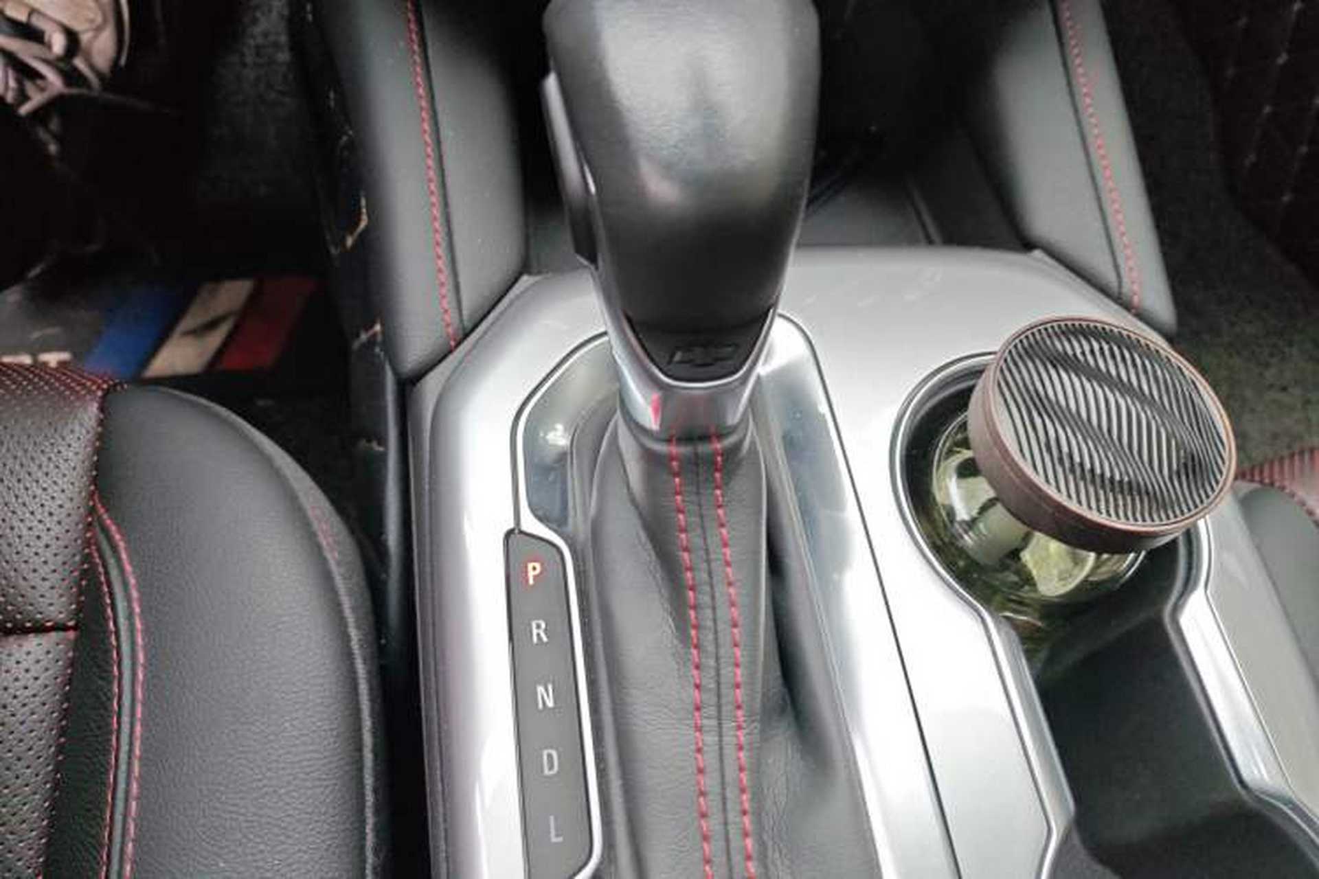 Used Chevrolet Blazer 2020 Redline 650T 7-Seater Ting Edition Gear Lever
