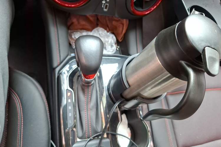 Used Chevrolet Blazer 2020 RS 650T Twin-Clutch All-Wheel Drive 7-Seater Top-Grade Version Gear Lever