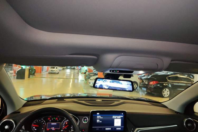 Used Chevrolet Blazer 2020 Redline 650T 7-Seater Ting Edition Headliner