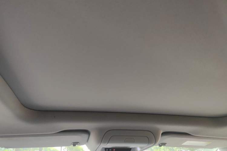 Used Chevrolet Blazer 2020 Redline 650T 7-Seater Ting Edition Headliner