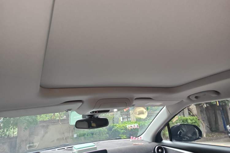 Used Chevrolet Blazer 2020 Redline 650T 7-Seater Ting Edition Headliner