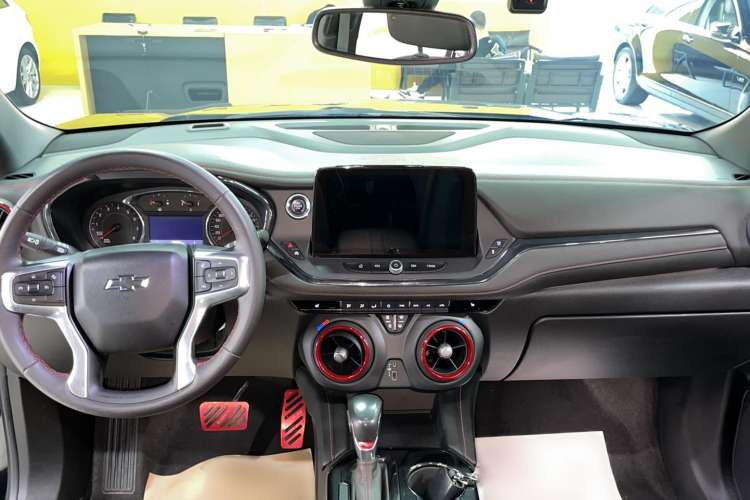 Used Chevrolet Blazer 2020 RS 650T 4x4 7-Seater Hardcore Edition Interior 3
