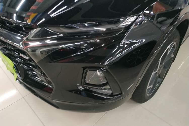 Used Chevrolet Blazer 2020 RS 650T 4x4 7-Seater Hardcore Edition Left Front Headlight