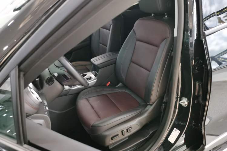 Used Chevrolet Blazer 2020 Redline 650T 7-Seater Ting Edition Left Front Seat