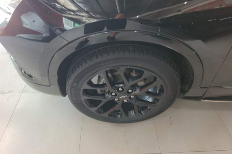 Used Chevrolet Blazer 2020 RS 650T Twin-Clutch All-Wheel Drive 7-Seater Top-Grade Version Left Front Wheel Hub