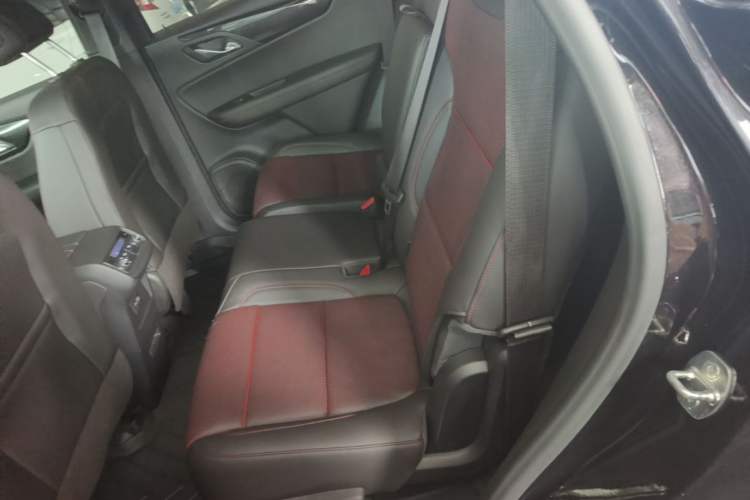Used Chevrolet Blazer 2020 RS 650T 4x4 7-Seater Hardcore Edition Left Rear Seat