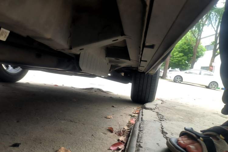 Used Chevrolet Blazer 2020 Redline 650T 7-Seater Ting Edition Left Side Sill