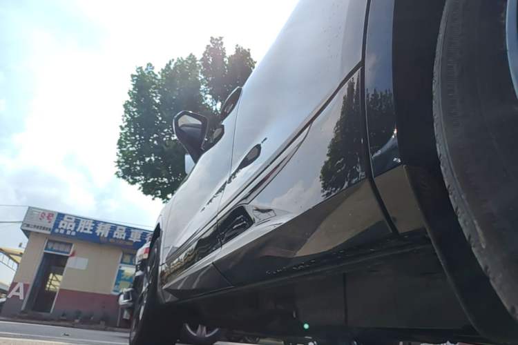 Used Chevrolet Blazer 2020 RS 650T Twin-Clutch All-Wheel Drive 7-Seater Top-Grade Version Left Side Sill