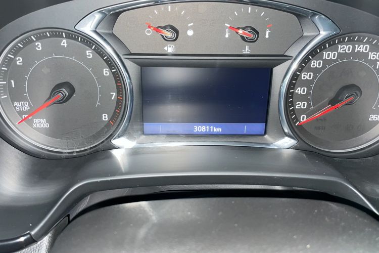 Used Chevrolet Blazer 2020 RS 650T 4x4 7-Seater Hardcore Edition Odometer Close Up