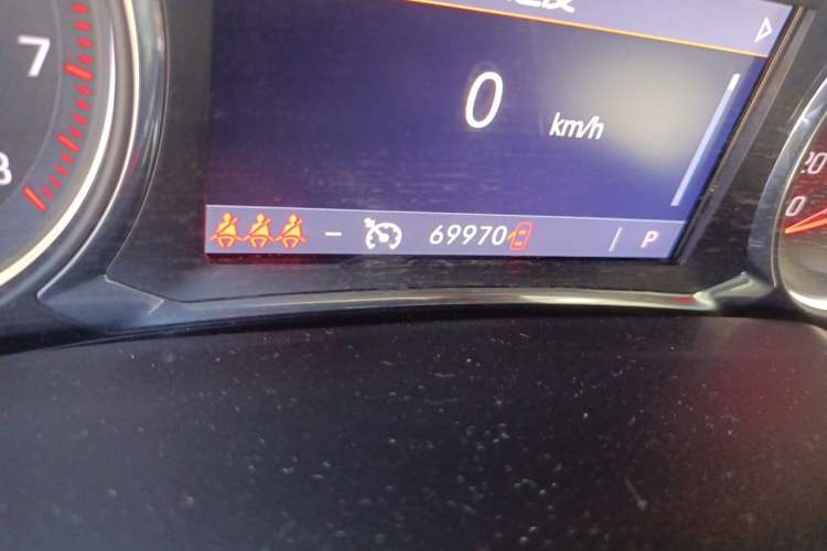 Used Chevrolet Blazer 2020 Redline 650T 7-Seater Ting Edition Odometer Close Up