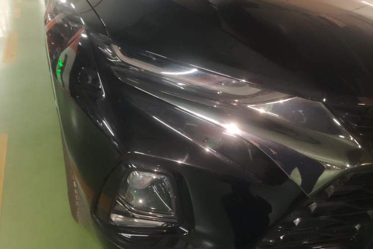 Used Chevrolet Blazer 2020 RS 650T 4x4 7-Seater Hardcore Edition Right Front Headlight