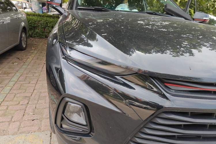 Used Chevrolet Blazer 2020 Redline 650T 5-Seater Model Right Front Headlight