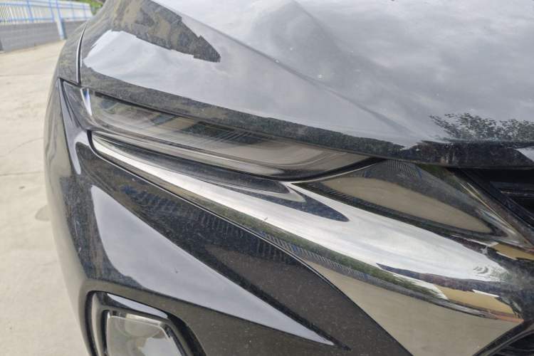 Used Chevrolet Blazer 2020 RS 650T 4x4 7-Seater Hardcore Edition Right Front Headlight
