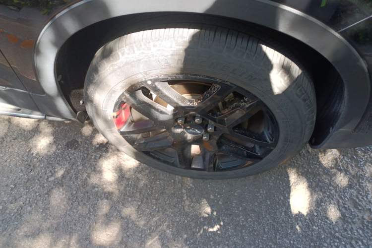 Used Chevrolet Blazer 2020 Redline 650T 7-Seater Ting Edition Right Front Wheel Hub