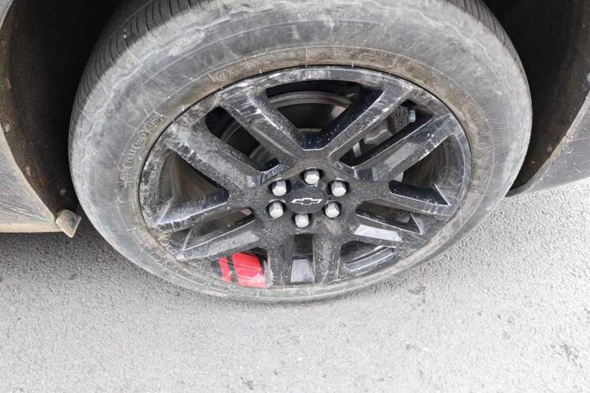 Used Chevrolet Blazer 2020 Redline 650T 7-Seater Ting Edition Right Front Wheel Hub