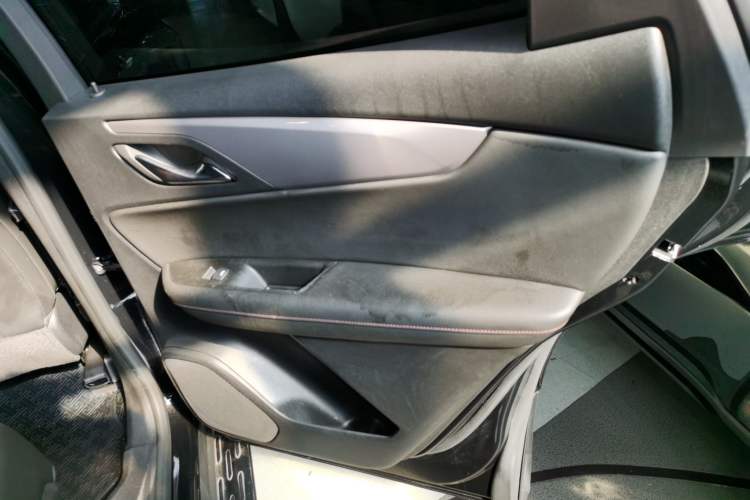 Used Chevrolet Blazer 2020 Redline 650T 7-Seater Ting Edition Right Rear Door Interior