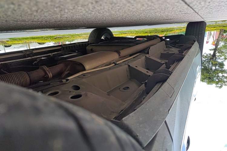 Used Chevrolet Blazer 2020 Redline 650T 7-Seater Ting Edition Right Side Sill