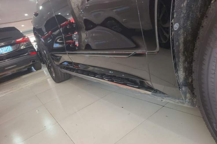 Used Chevrolet Blazer 2020 RS 650T Twin-Clutch All-Wheel Drive 7-Seater Top-Grade Version Right Side Sill