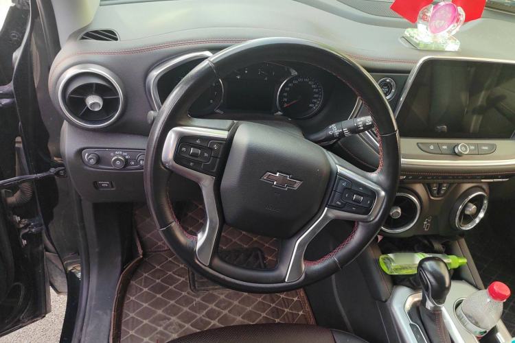 Used Chevrolet Blazer 2020 Redline 650T 7-Seater Ting Edition Steering Wheel