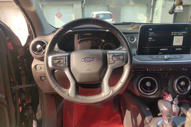 Used Chevrolet Blazer 2020 Redline 650T 7-Seater Ting Edition Steering Wheel