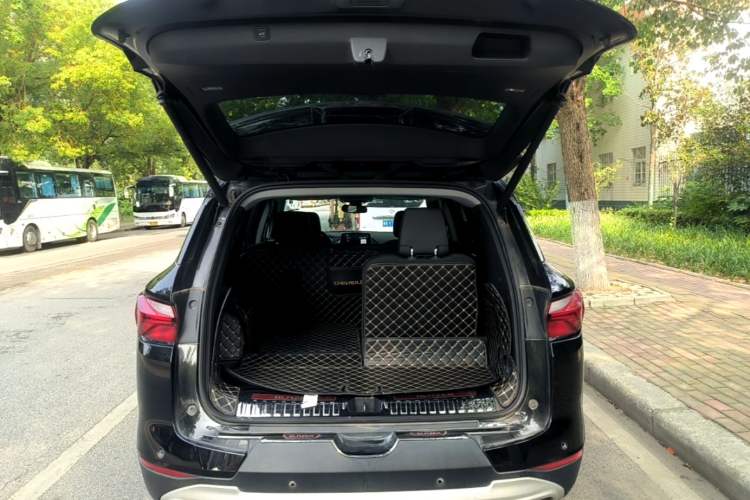 Used Chevrolet Blazer 2020 Redline 650T 7-Seater Ting Edition Trunk
