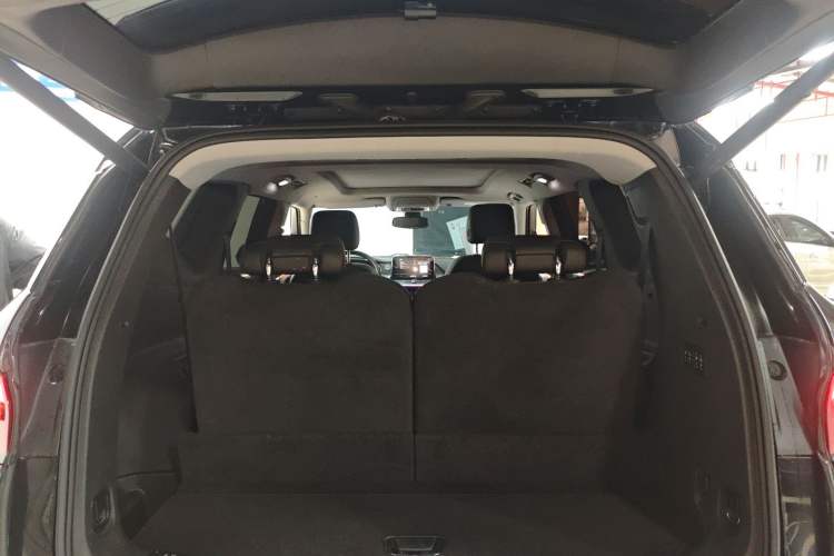 Used Chevrolet Blazer 2020 Redline 650T 7-Seater Ting Edition Trunk