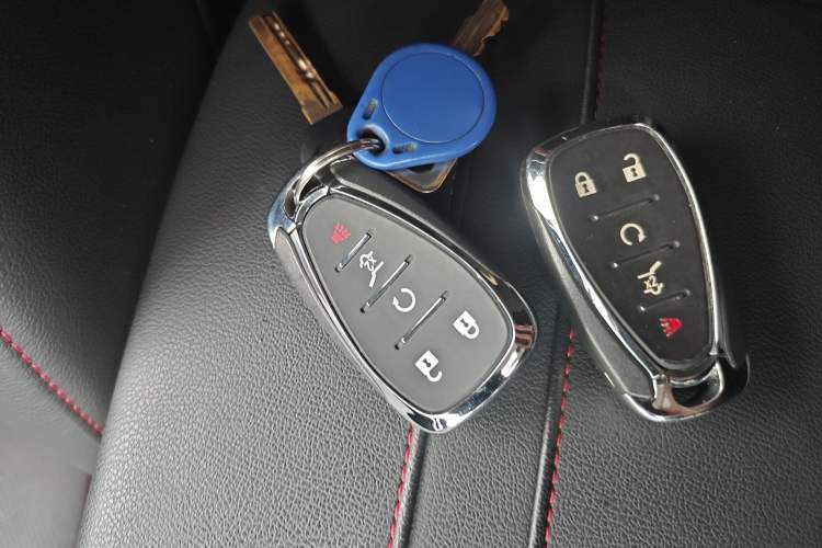 Used Chevrolet Blazer 2020 Redline 650T 7-Seater Ting Edition Vehicle Key