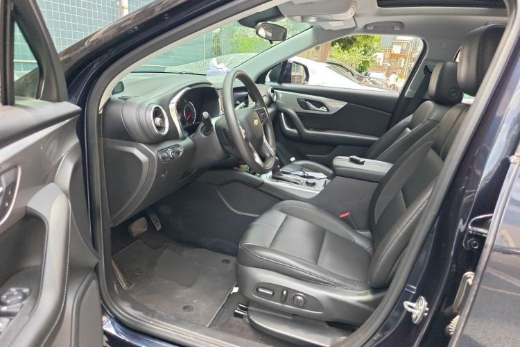 Used Chevrolet Blazer 2020 650T 7-Seater Luxury Edition Driver Seat