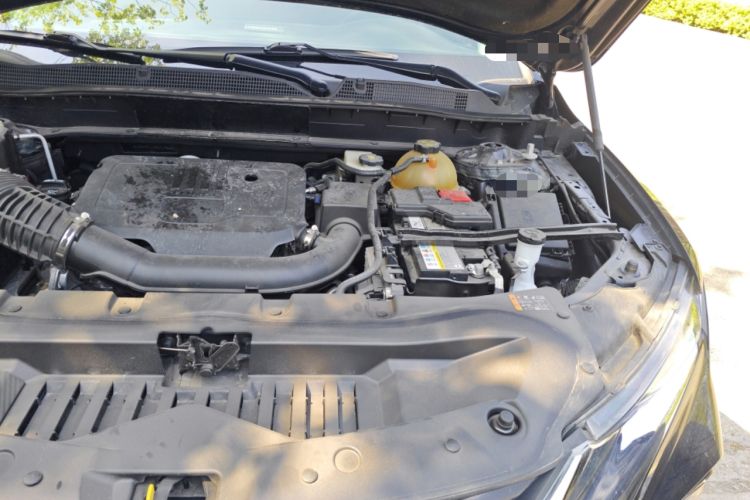 Used Chevrolet Blazer 2020 650T 7-Seater Luxury Edition Engine Bay Left