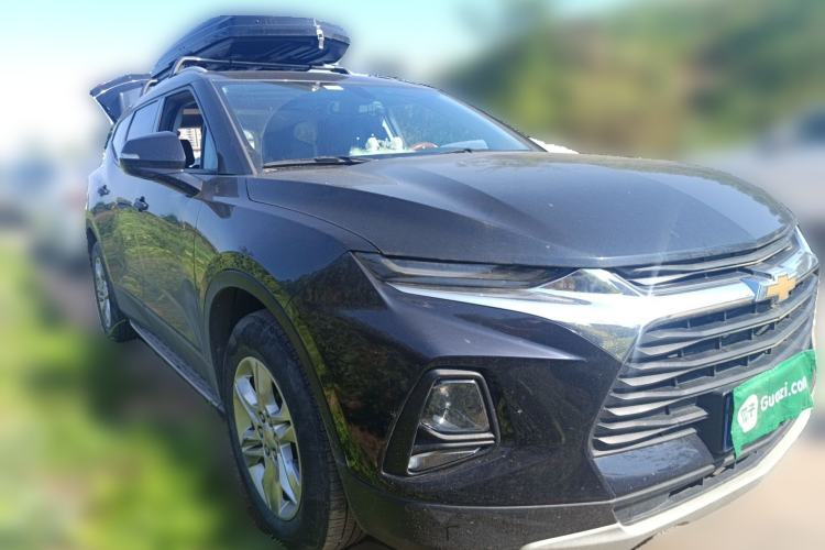 Used Chevrolet Blazer 2020 650T 7-Seater Luxury Edition Front Right 45 Deg