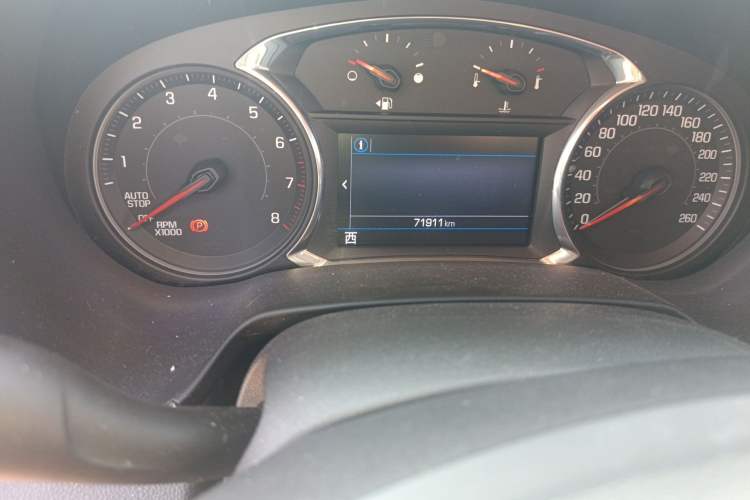 Used Chevrolet Blazer 2020 650T 7-Seater Luxury Edition Odometer Close Up