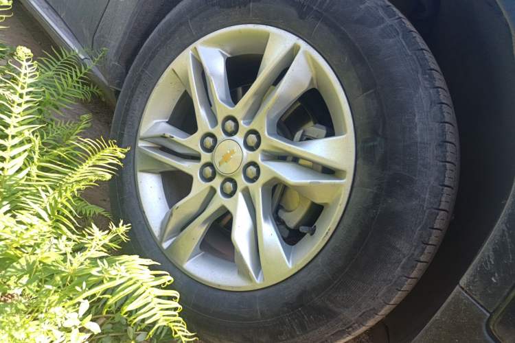 Used Chevrolet Blazer 2020 650T 7-Seater Luxury Edition Right Front Wheel Hub