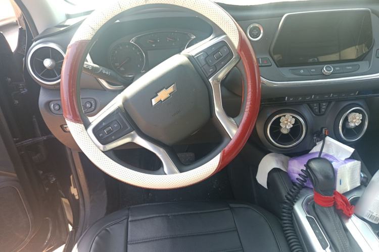 Used Chevrolet Blazer 2020 650T 7-Seater Luxury Edition Steering Wheel