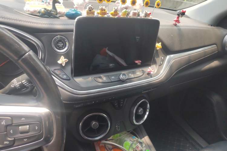 Used Chevrolet Blazer 2020 650T 7-Seater WEI Version Audio And AC Panel