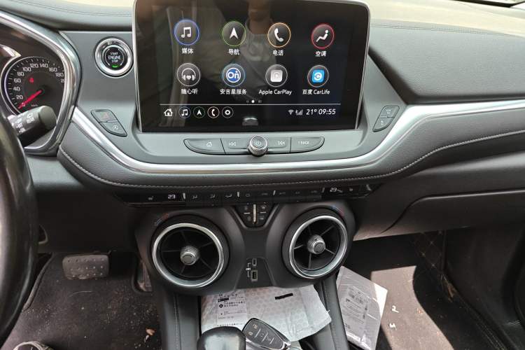 Used Chevrolet Blazer 2020 650T 7-Seater WEI Version Audio And AC Panel
