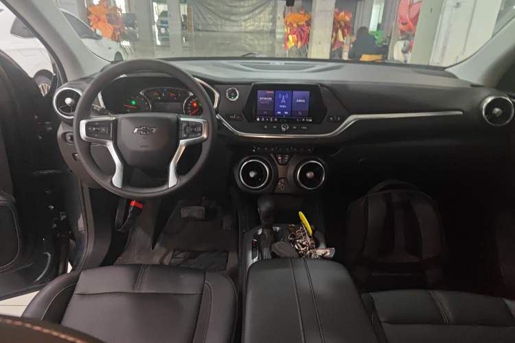Used Chevrolet Blazer 2020 650T 7-Seater Luxury Edition Center Console