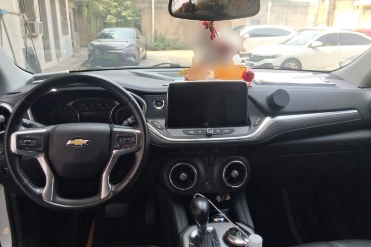 Used Chevrolet Blazer 2020 650T 7-Seater WEI Version Center Console
