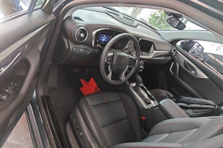 Used Chevrolet Blazer 2020 Redline 650T 5-Seater Model Driver Seat