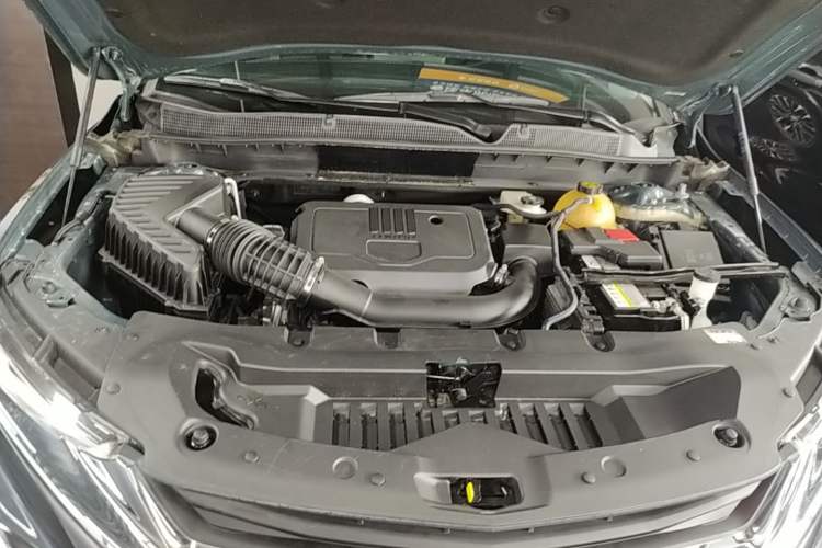Used Chevrolet Blazer 2020 650T 7-Seater WEI Version Engine Bay
